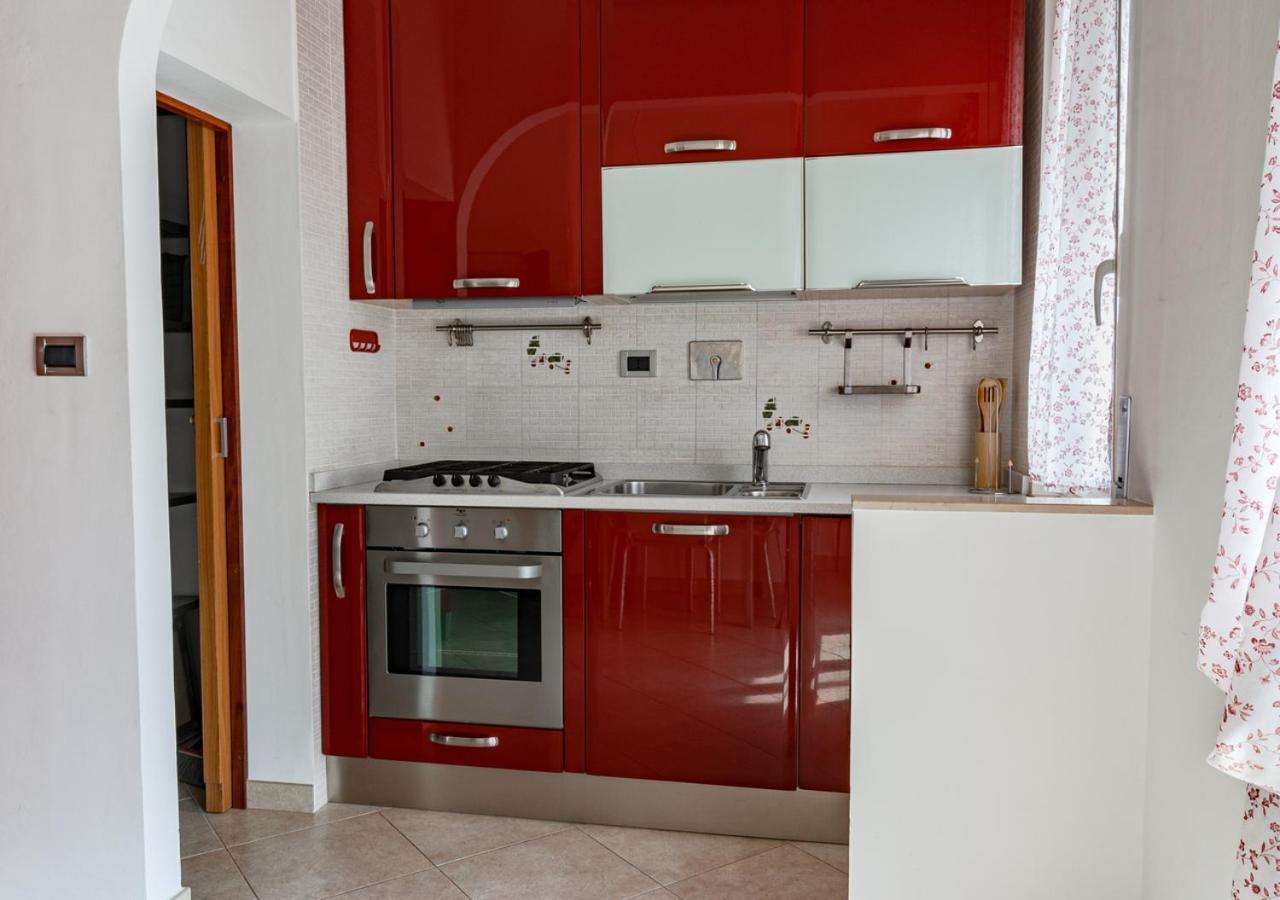 شقة Luxury House Near Train Station ليفورنو المظهر الخارجي الصورة